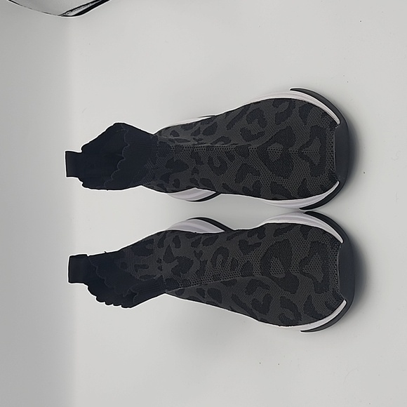 TED BAKER - LONDON Cheetah Print Knit Sock Boots/Hightop Sneakers, size 8 - Picture 2 of 5